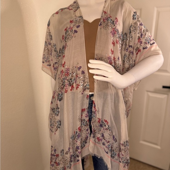 Woven Heart Floral Kimono Boho Top Open-front Cover Up Wrap Metallic Accent. - Picture 8 of 11
